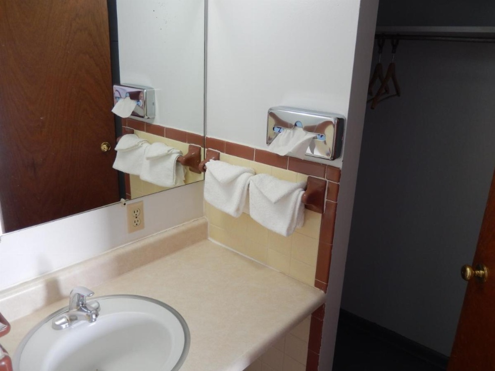 Room image 5