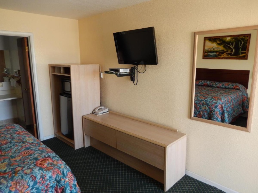 Room image 2