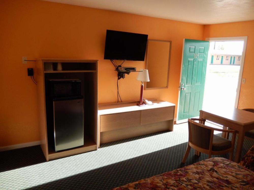 Townsman Motel